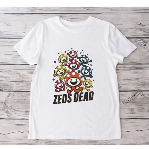 Zeds dead merch zeds dead keep your caps on sand T-shirt