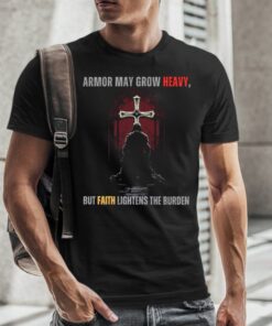 Knight Of Faith Praying To God T-Shirt