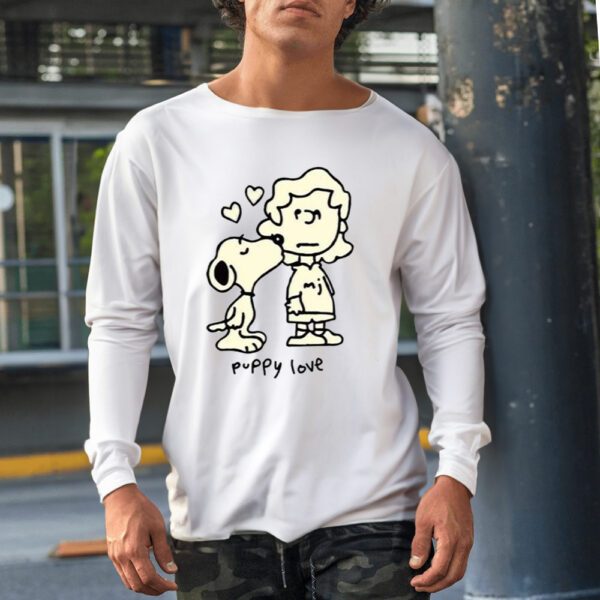 Mom Jeans Snoopy Puppy Love Shirt1