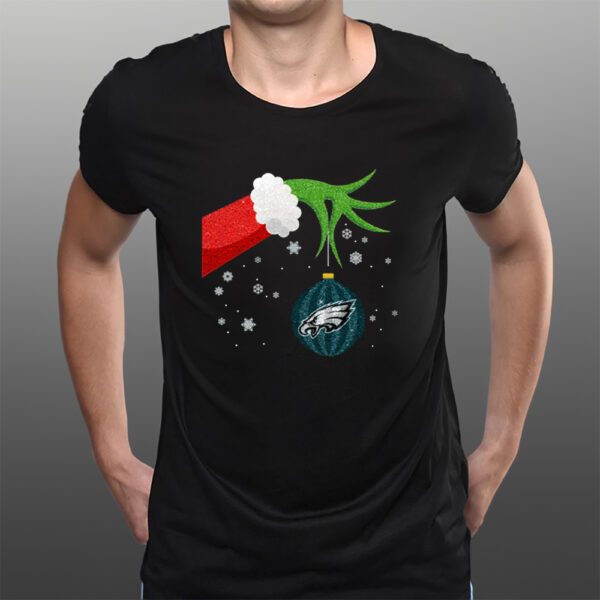 The Grinch Christmas Ornament Philadelphia Eagles T-Shirts