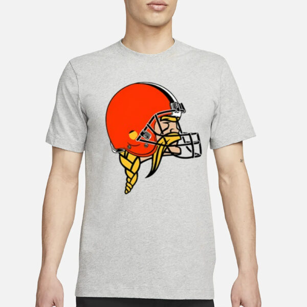 Vikings Logo Wearing Browns Logo T-Shirt3