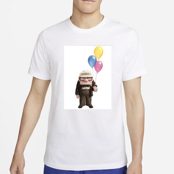 Carl Fredricksen Holding Balloons T-Shirt2