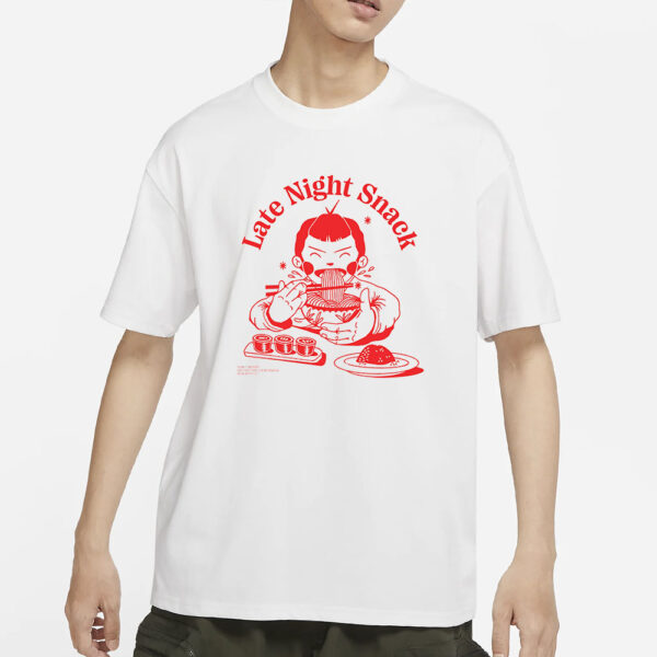 LATE SNACK T-SHIRTS