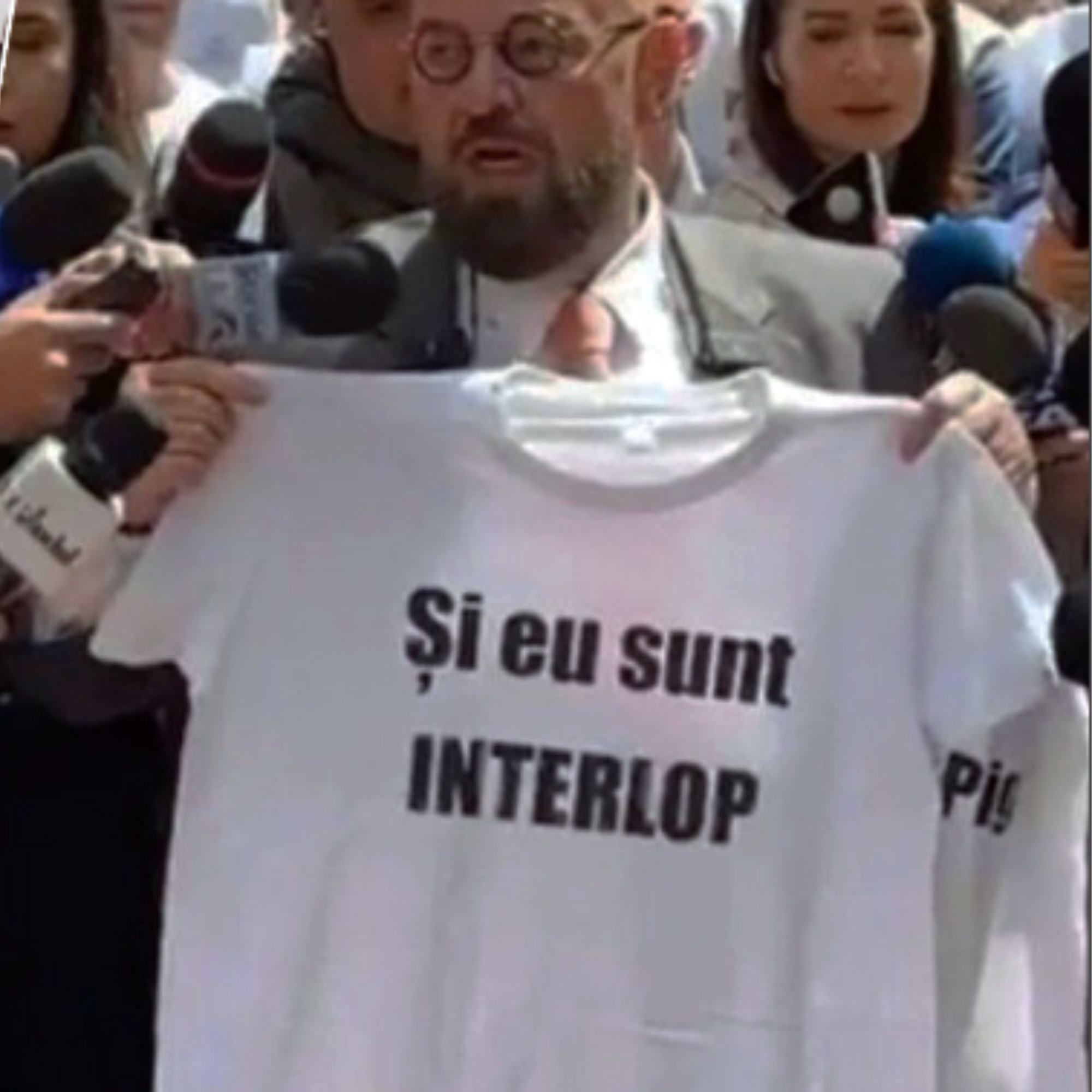Nicusor Dan Si Eu Sunt Interlop T-Shirt 2 Nicusor Dan Si Eu Sunt Interlop T-Shirt